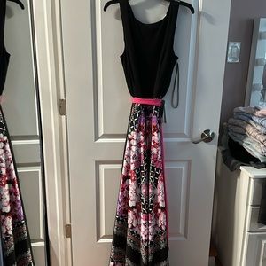 Beautiful summer gown, size 14, black with multicolor bottom new, with tags